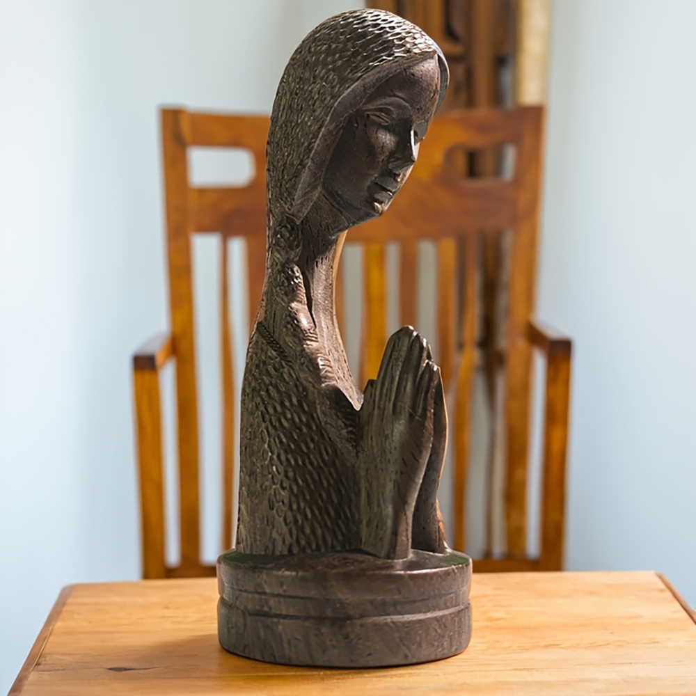 1Pc Wooden Carved Praying Girl - đánh giá và giá Home Office With Bookshelves